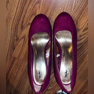 Mossimo Pink Fuchsia Faux Suede Velvet Plush Platform Pumps Heels Shoes SZ 8